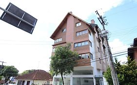 400 metros, Rua Coberta - Centro - Solar da encosta